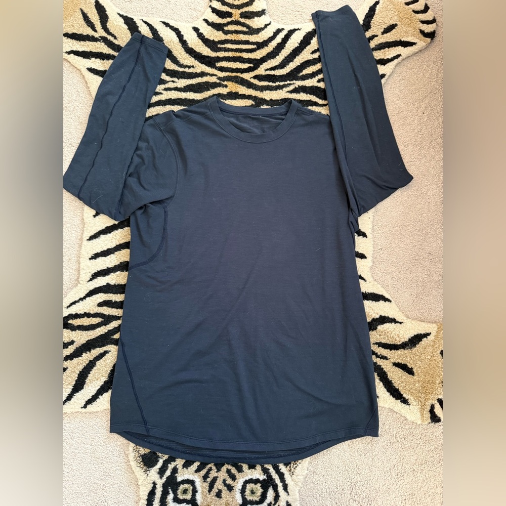 Lululemon Men's Blue Tech Long Sleeve Crew Athletic Shirt M EUC